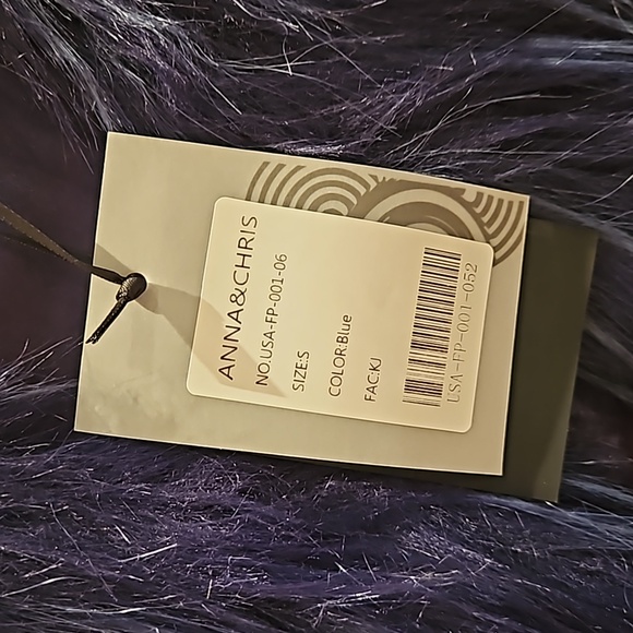 ANNA AND CHRIS Faux fur vest blue size M - Picture 2 of 3